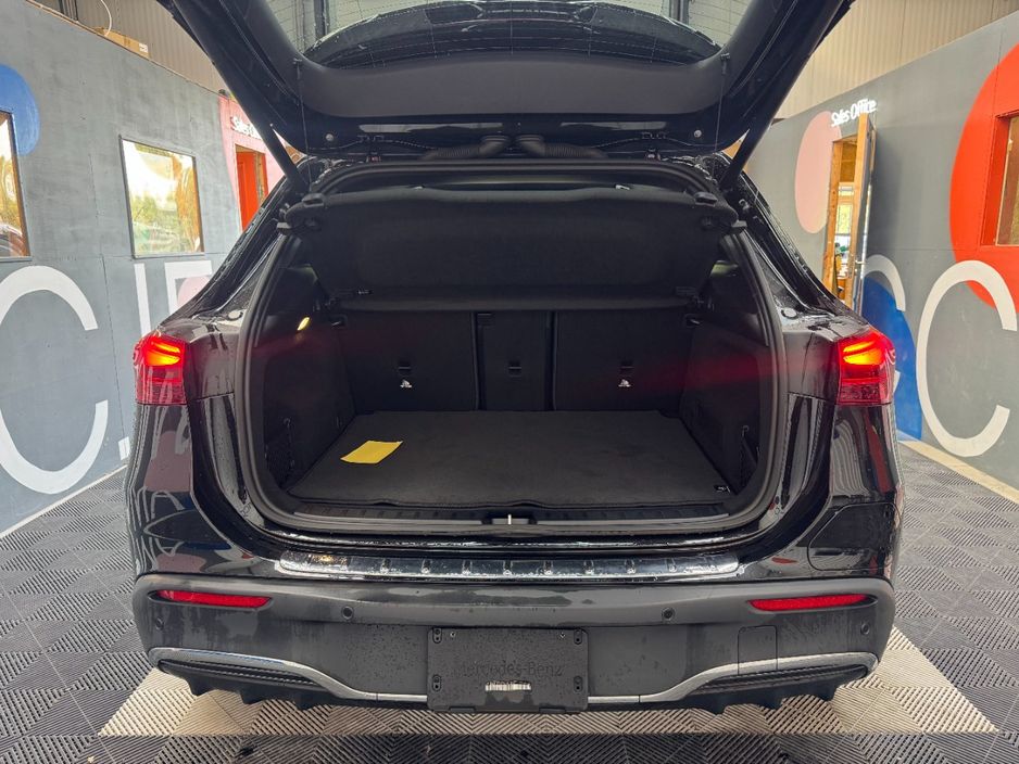 2025 Mercedes-Benz EQA