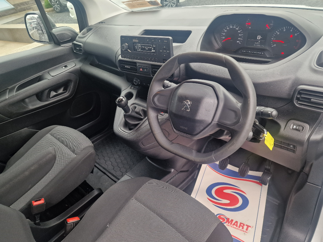 2020 Peugeot Partner