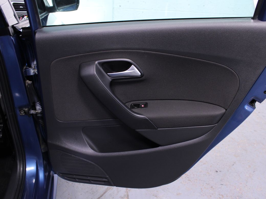 2017 Volkswagen Polo