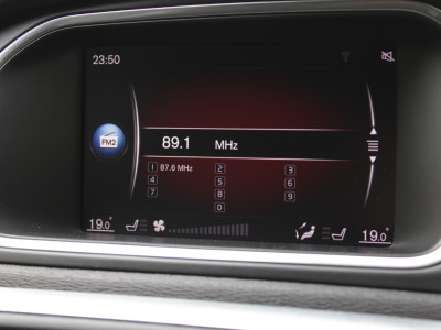 2018 Volvo V40
