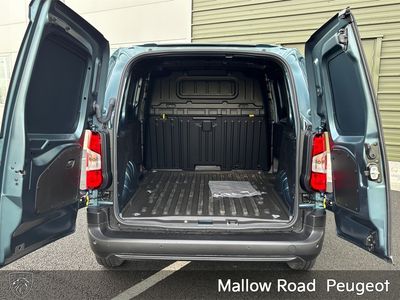 2026 Peugeot Partner