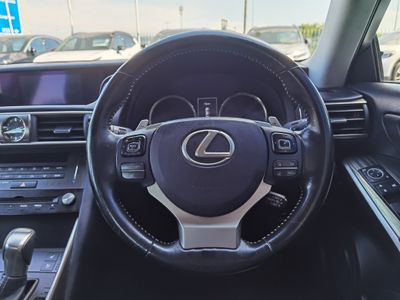 2019 Lexus IS