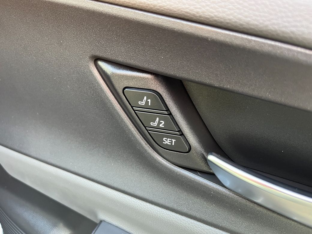 2024 Toyota Prius