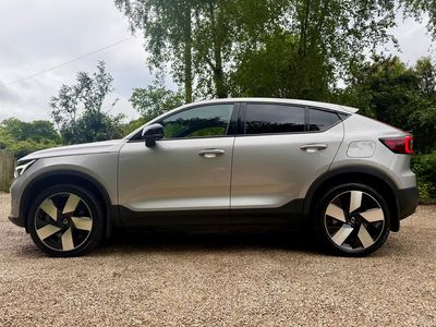 2022 Volvo C40