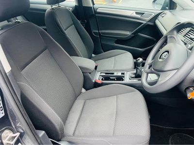 2017 Volkswagen Golf