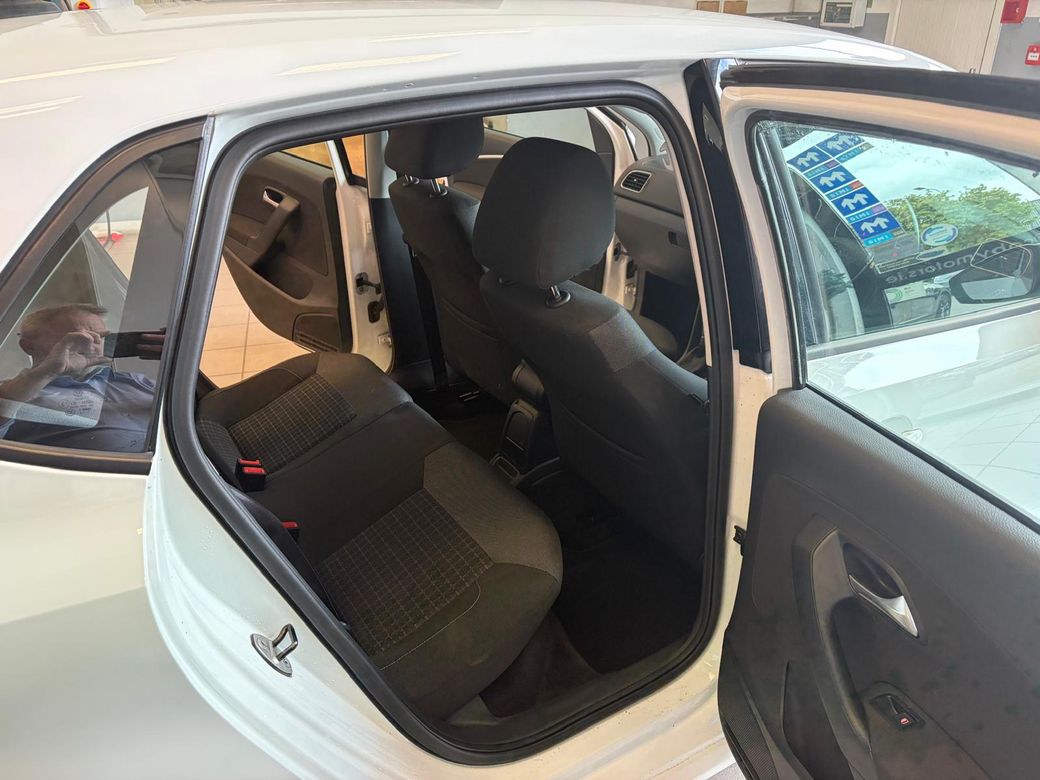 2016 Volkswagen Polo