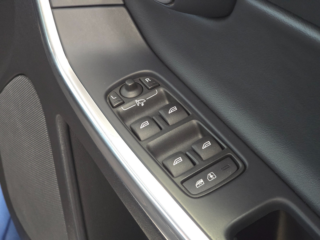 2015 Volvo XC60