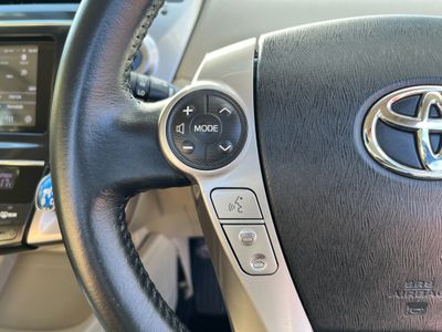 2018 Toyota Prius Alpha