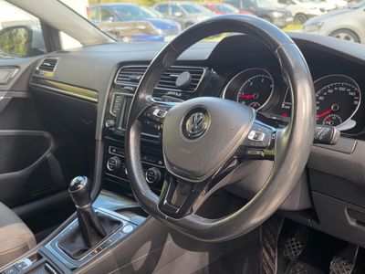 2016 Volkswagen Golf