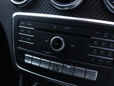 2016 Mercedes-Benz A 180