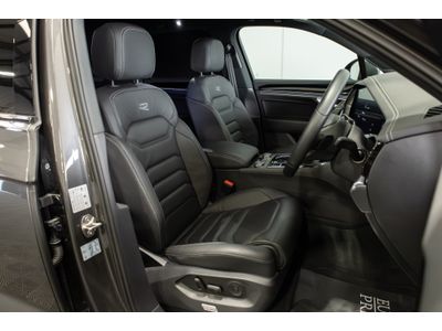 2025 Volkswagen Touareg