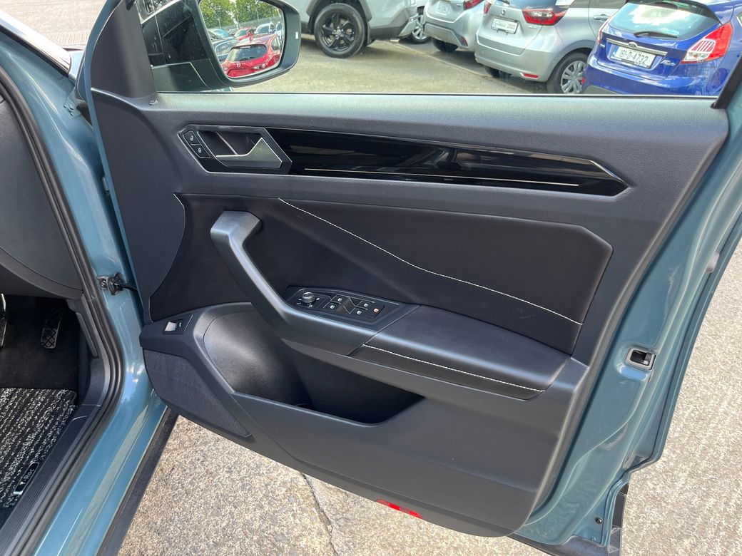 2024 Volkswagen T-Roc