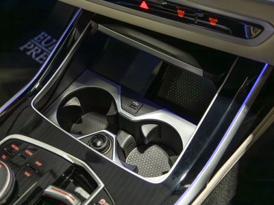 2022 BMW X7