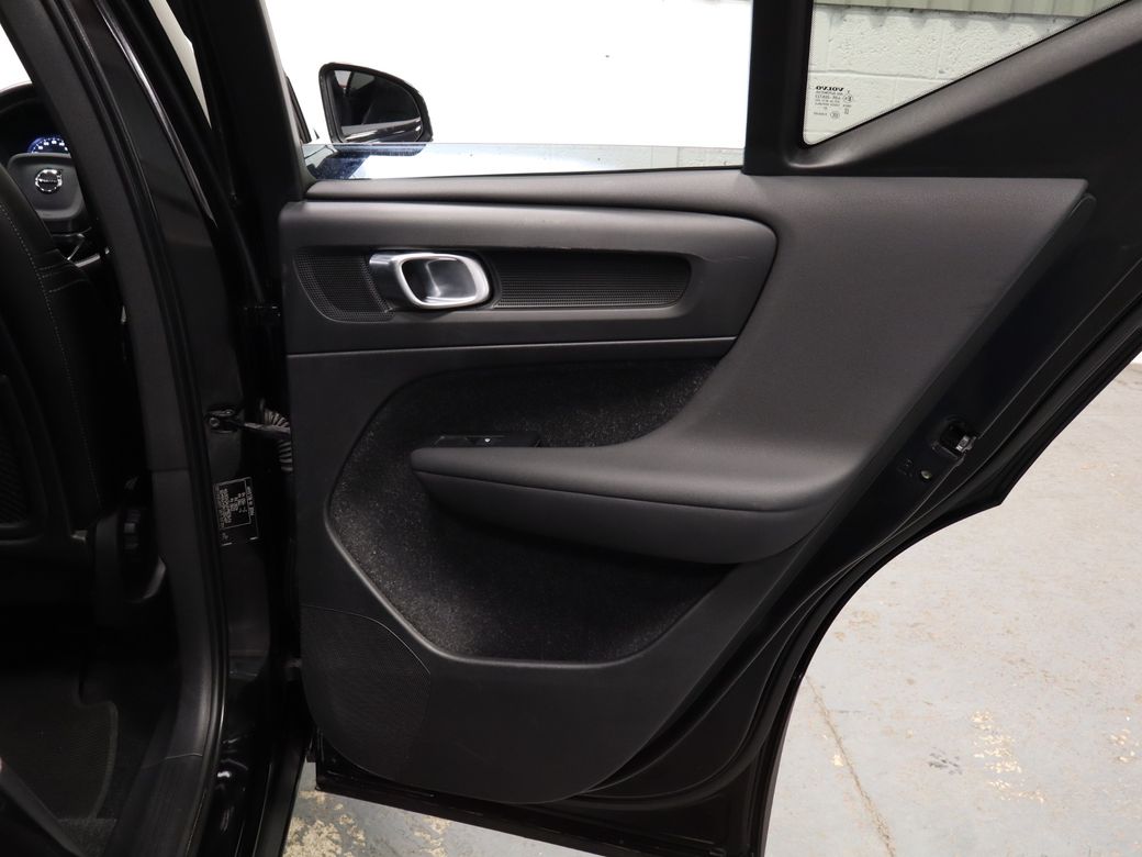 2020 Volvo XC40