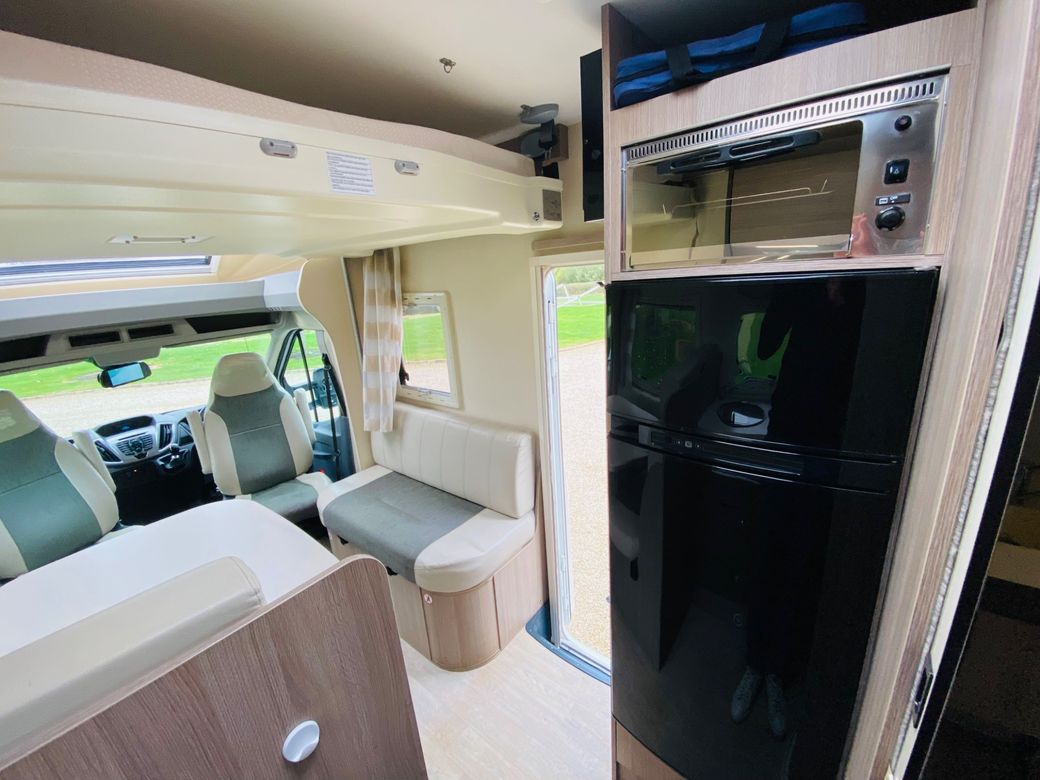 2016 CHAUSSON FLASH 610 LOW PROFILE R.H.D 