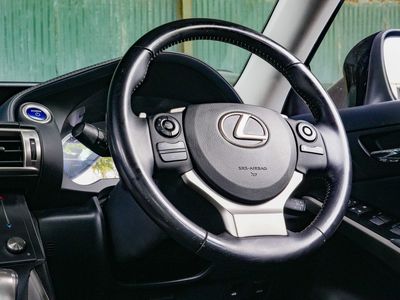 2016 Lexus IS