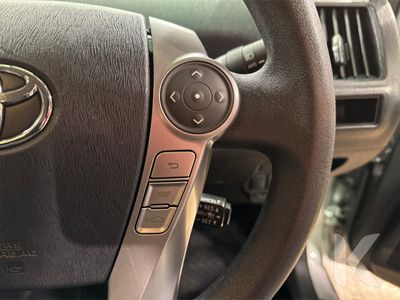 2020 Toyota Prius Alpha