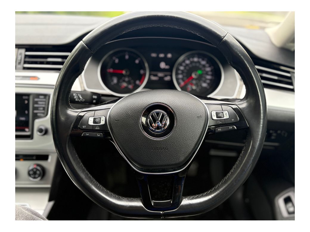 2015 Volkswagen Passat