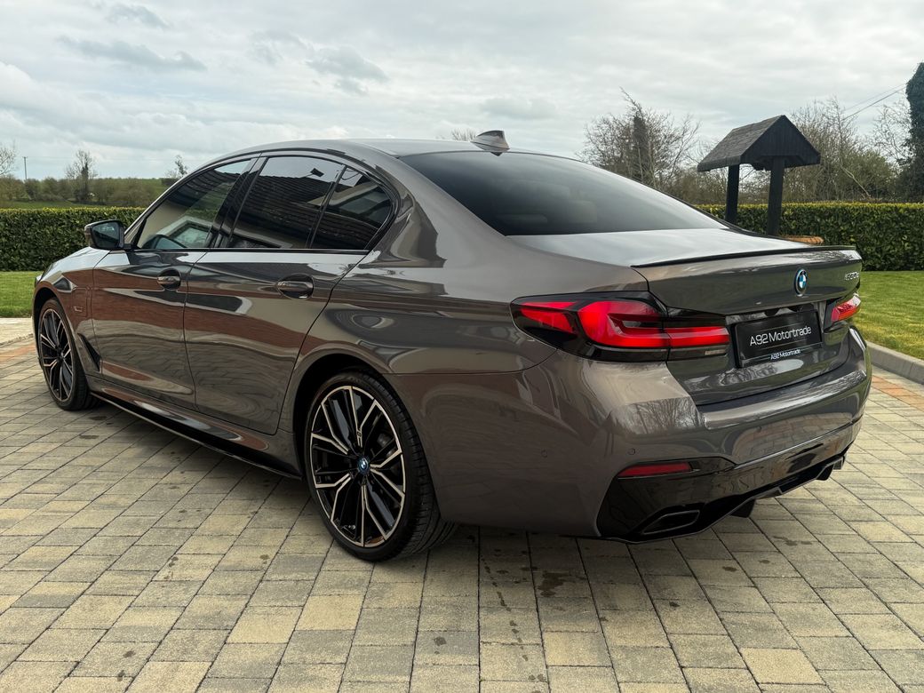 2022 BMW 5 Series