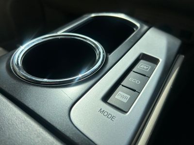 2016 Toyota Prius Alpha