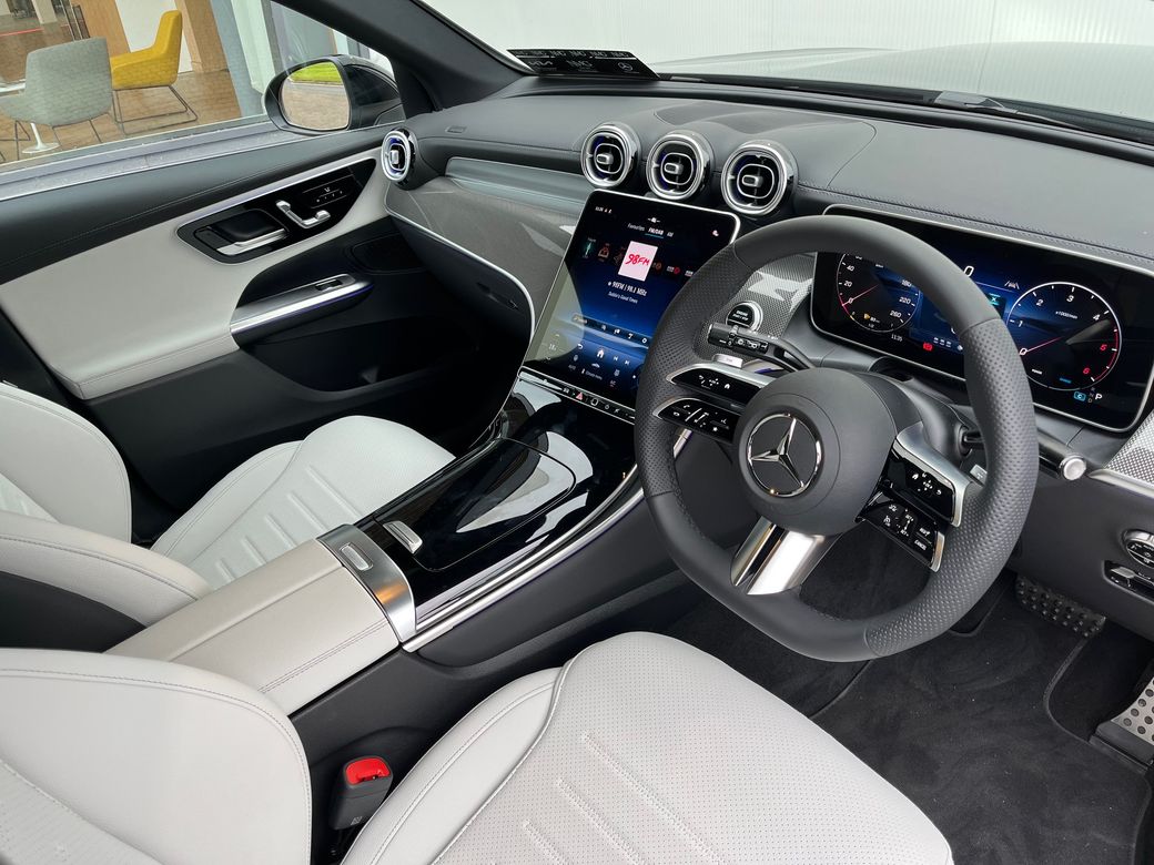2025 Mercedes-Benz GLC Class