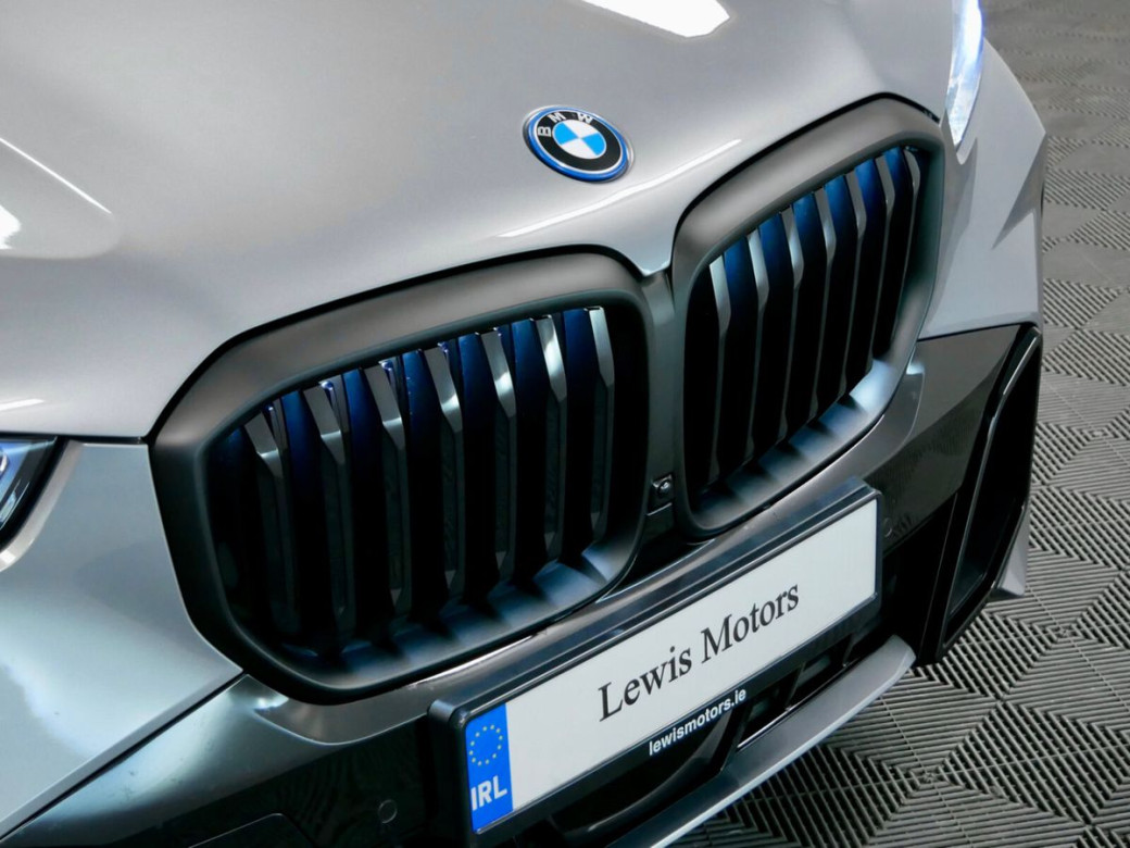 2025 BMW X5