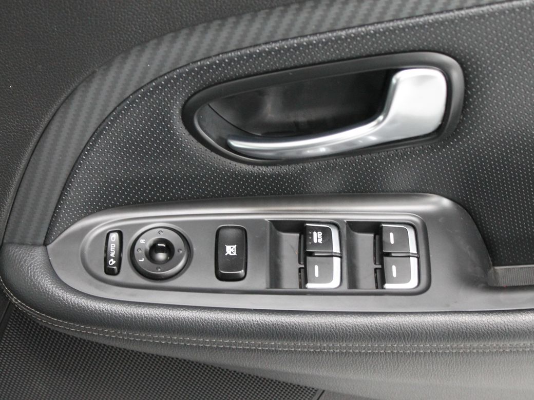 2018 Kia Carens