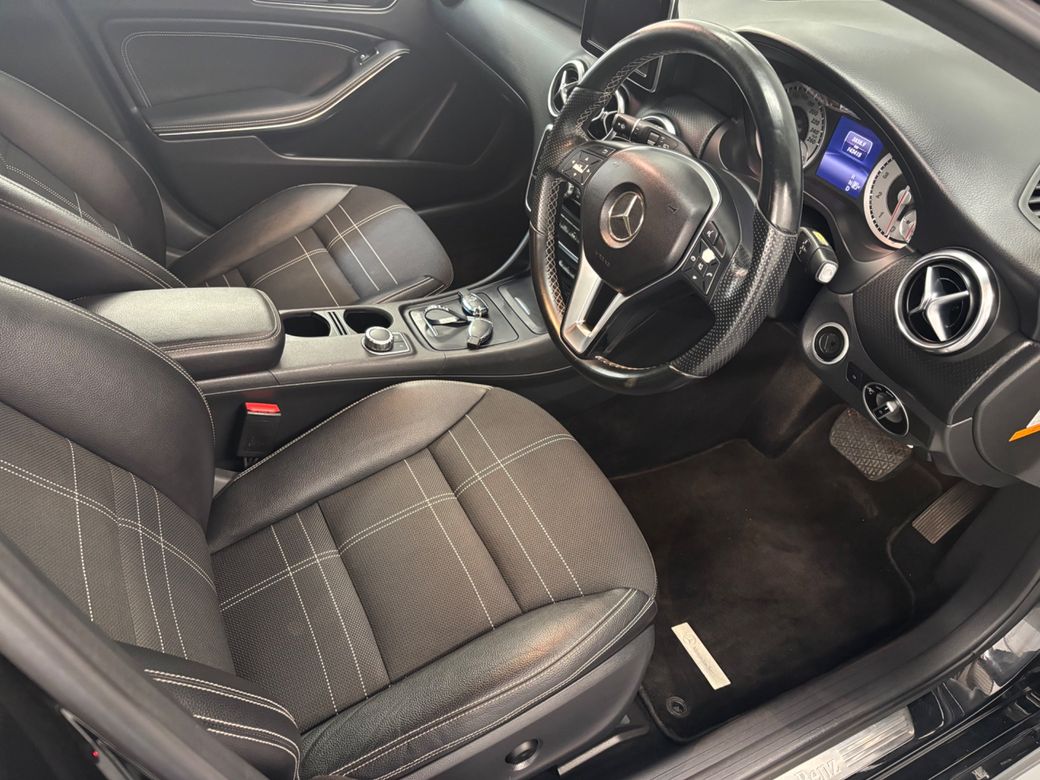 2014 Mercedes-Benz A 180