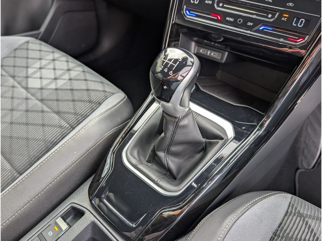 2023 Volkswagen T-Roc