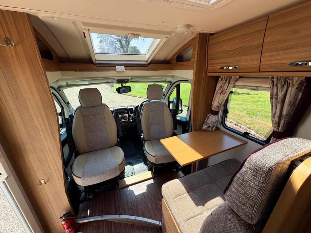 2015 ELDDIS PRESTIGE 135 LOW PROFILE R.H.D