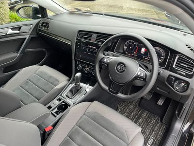 2019 Volkswagen Golf