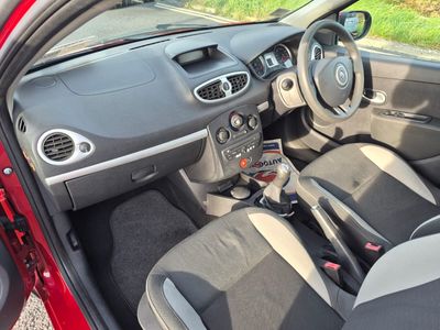 2011 Renault Clio
