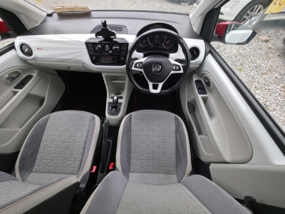 2017 Volkswagen up!