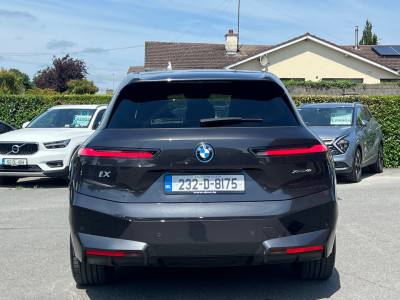2023 BMW iX