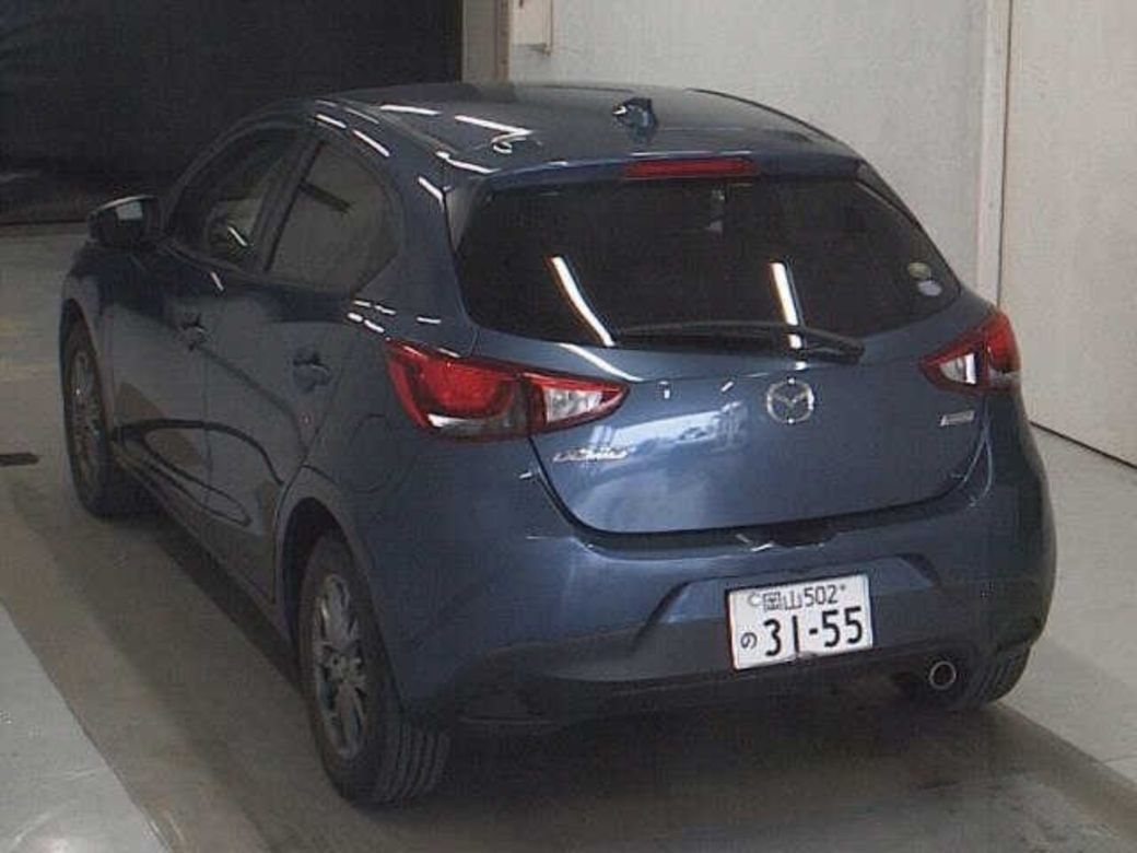 2017 Mazda Demio