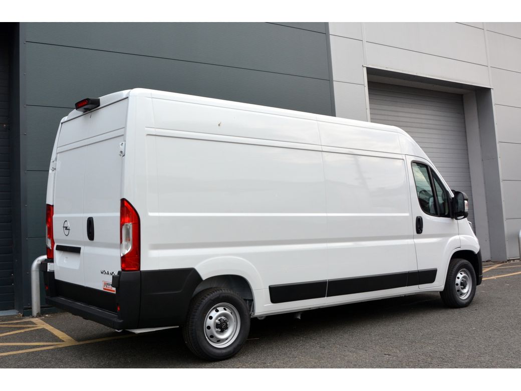 2025 Opel Movano