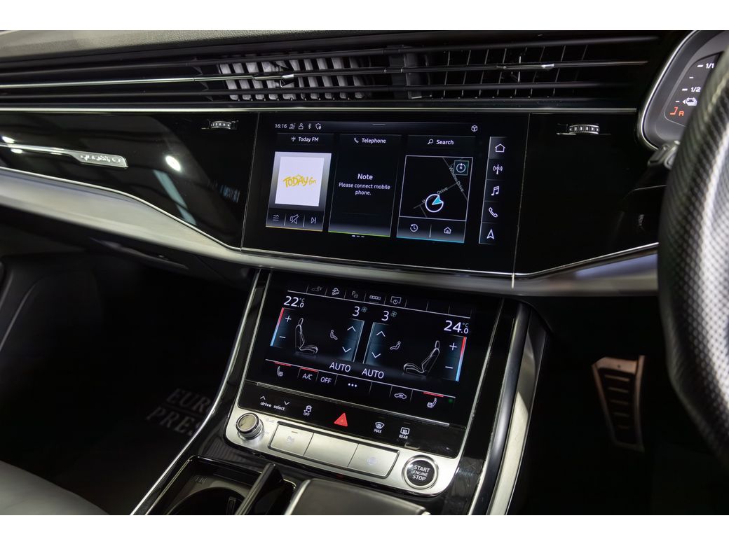 2021 Audi Q8