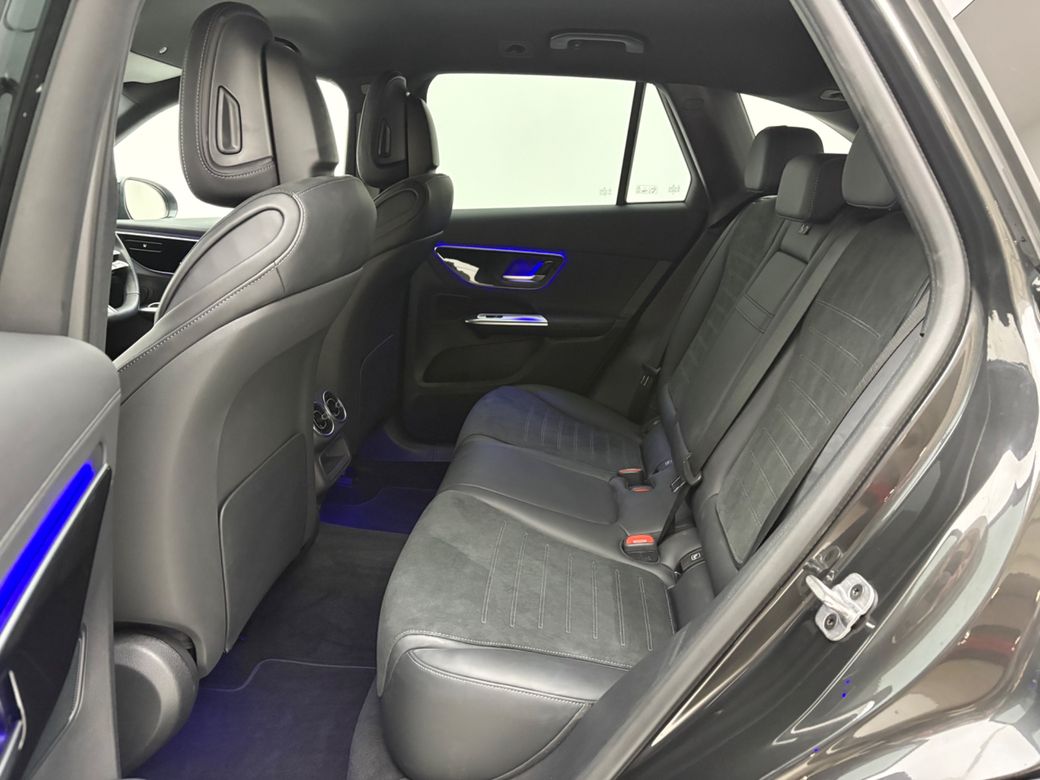 2025 Mercedes-Benz GLC Class