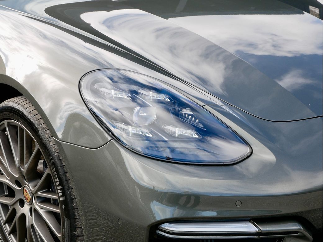 2023 Porsche Panamera