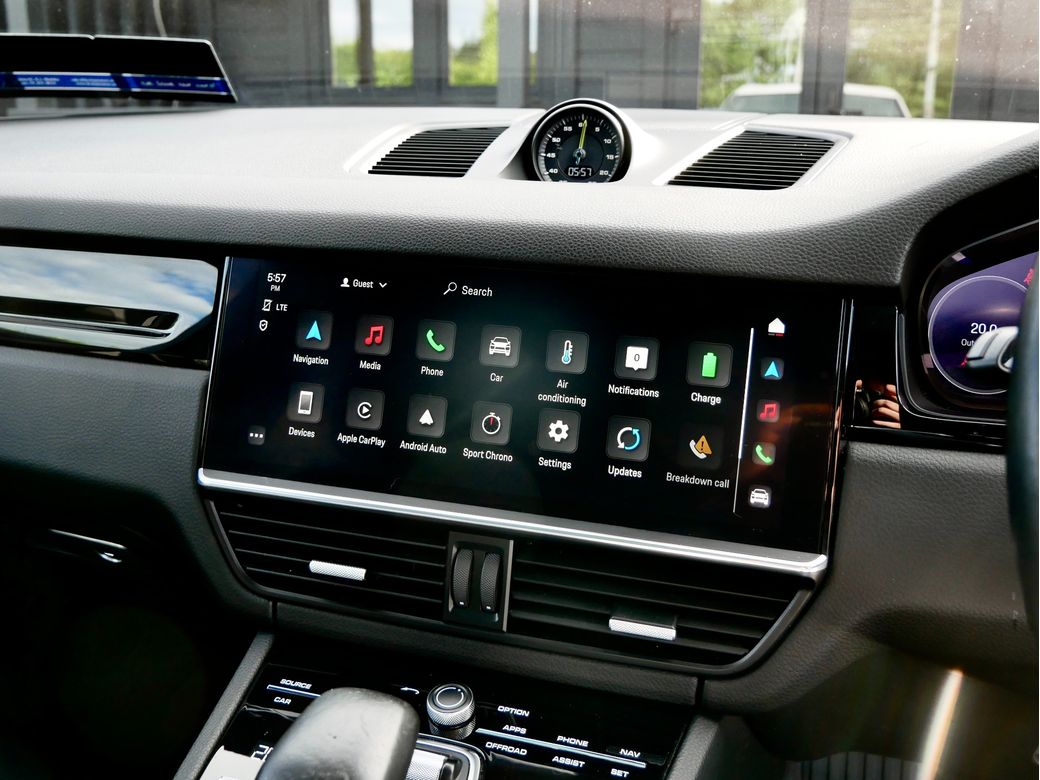 2022 Porsche Cayenne