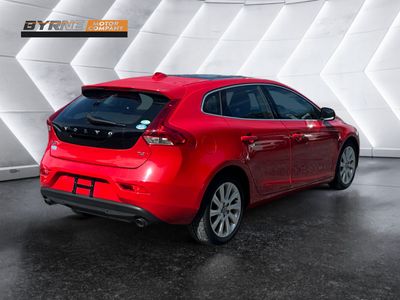 2014 Volvo V40