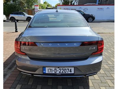 2017 Volvo S90