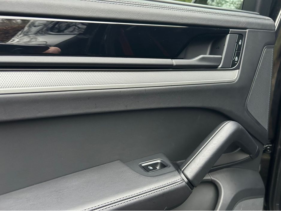 2024 Porsche Cayenne