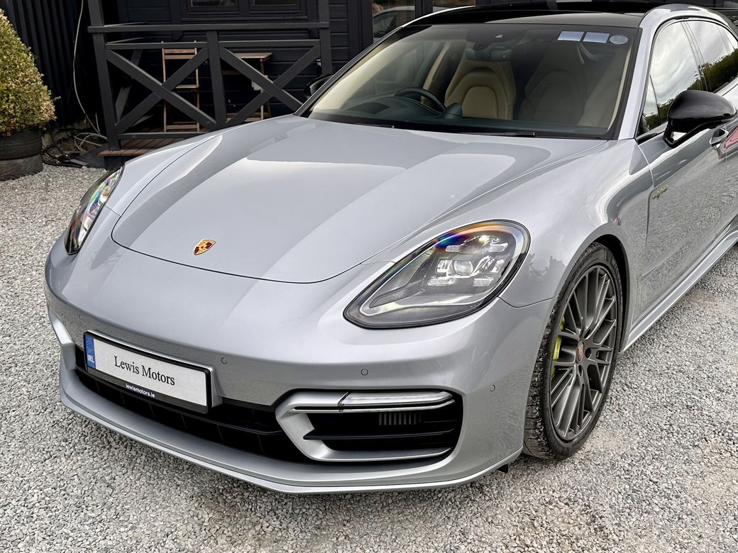 2023 Porsche Panamera