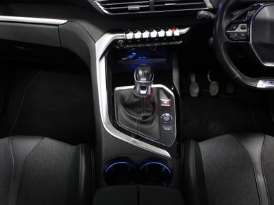 2020 Peugeot 5008