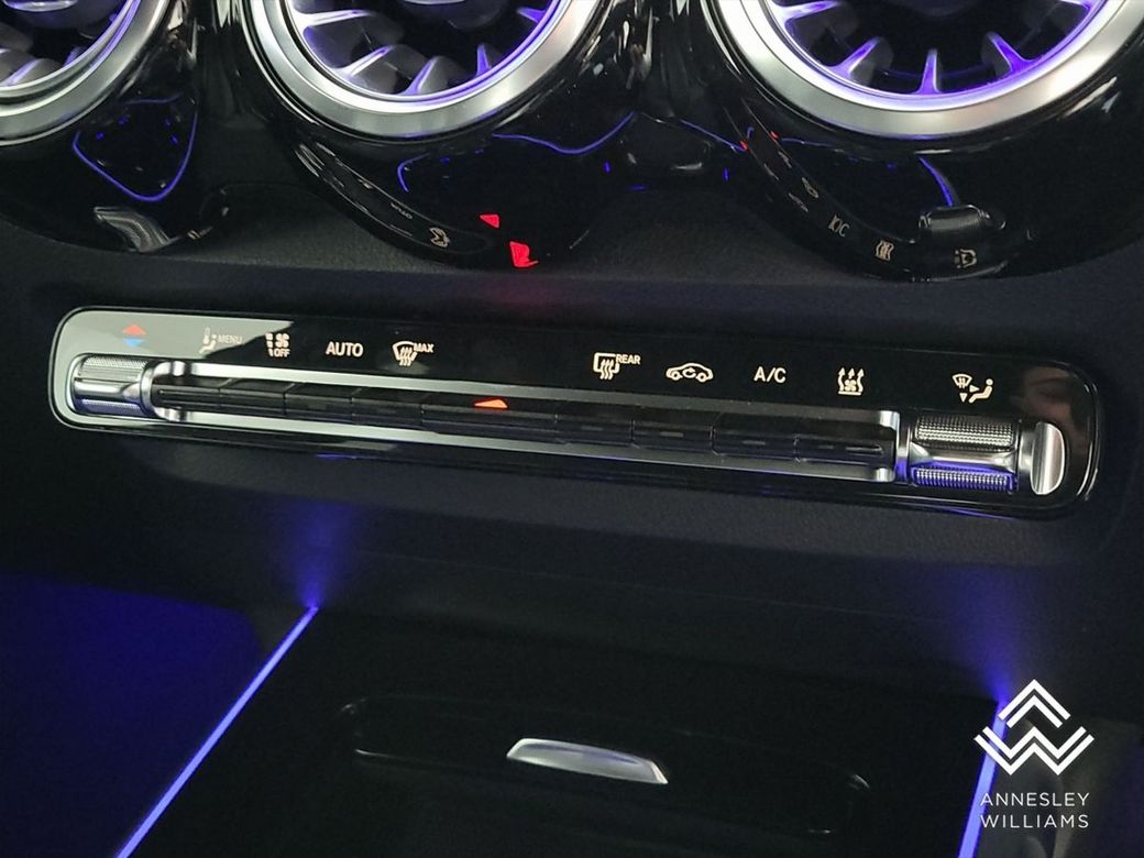 2025 Mercedes-Benz EQB