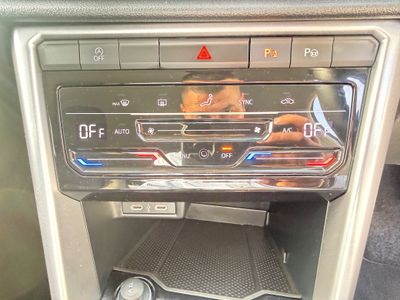 2024 Volkswagen T-Roc
