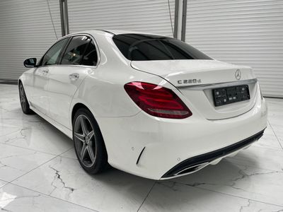 2018 Mercedes-Benz 220