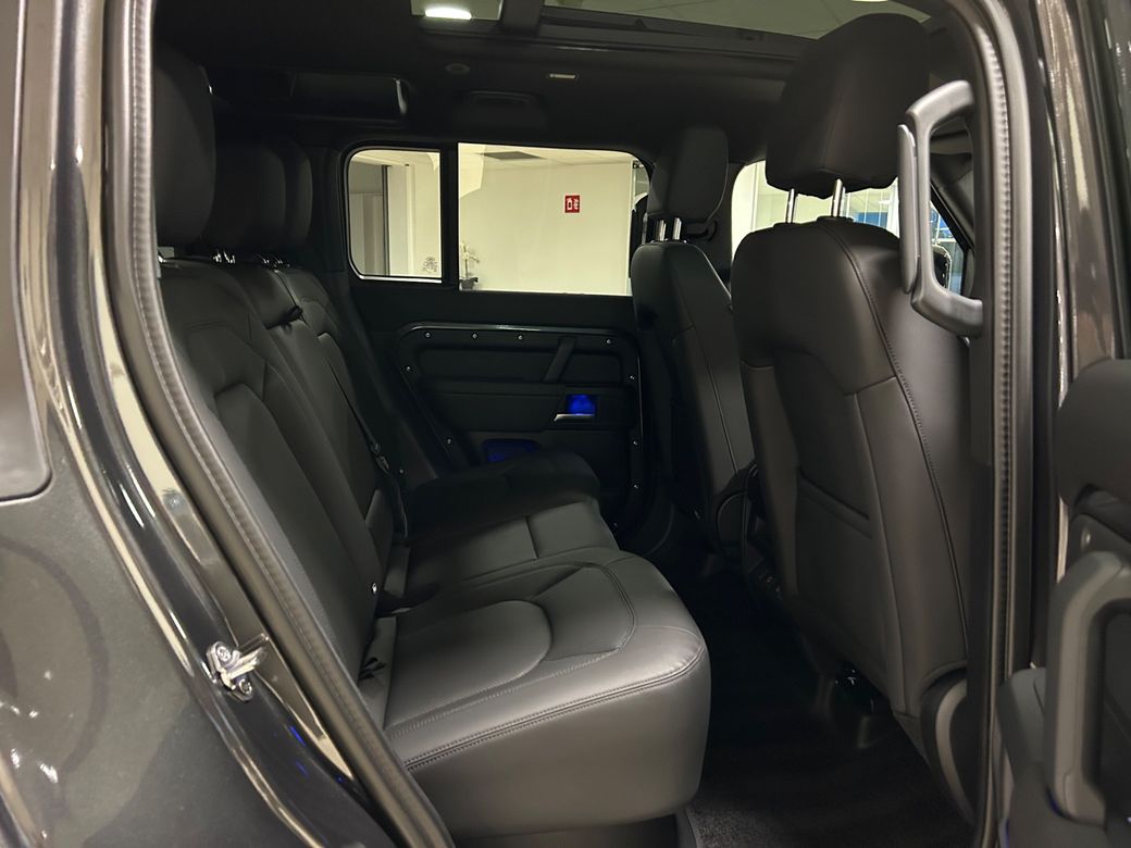 2025 Land Rover Defender