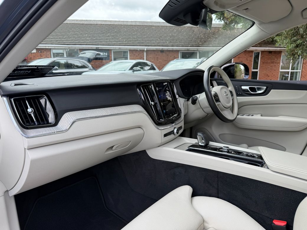 2023 Volvo XC60